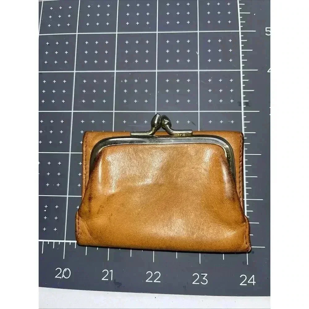 Vintage St. Thomas Coin Change Purse Kiss Lock Brown Folding Wallet